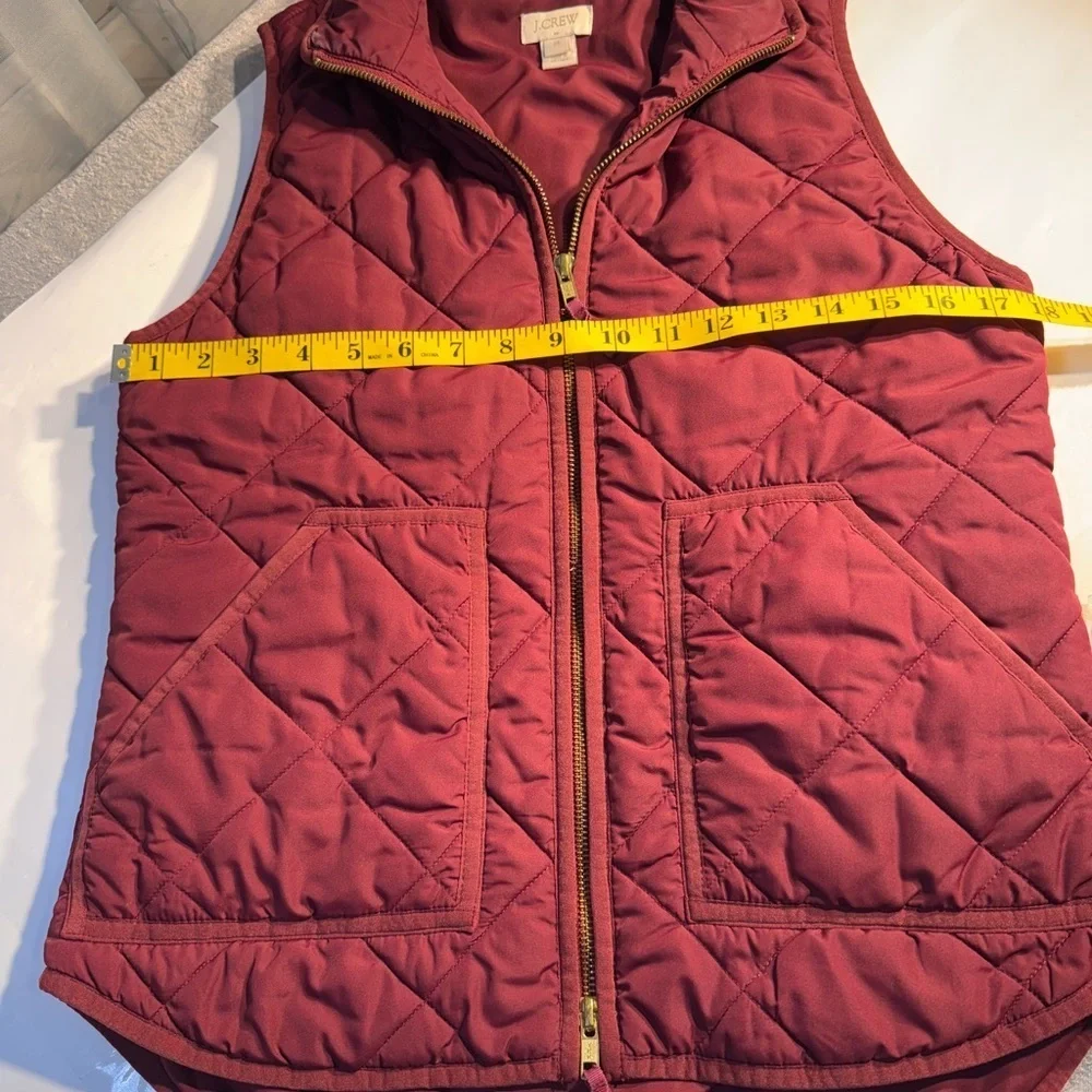 🔥 J.Crew Quilted Puffer Vest – XS – Burgundy/